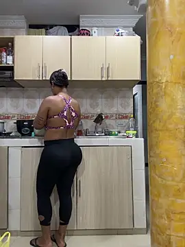 Snapshot of Naticol1 chatting on November 8, 2025, 8:23 pm Naticol1 online show from November 8, 2025, 8:23 pm