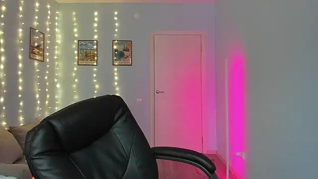 Snapshot of Scooby_k chatting on January 9, 2025, 8:45 am Scooby k online show from January 9, 2025, 8:45 am