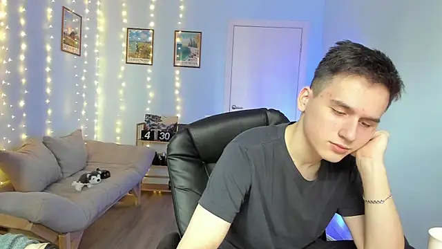 Snapshot of Scooby_k chatting on January 5, 2025, 11:26 am Scooby k online show from January 5, 2025, 11:26 am