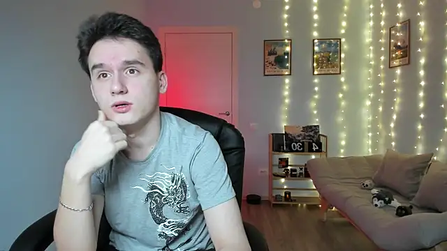 Snapshot of Scooby_k chatting on December 16, 2024, 5:06 am Scooby k online show from December 16, 2024, 5:06 am