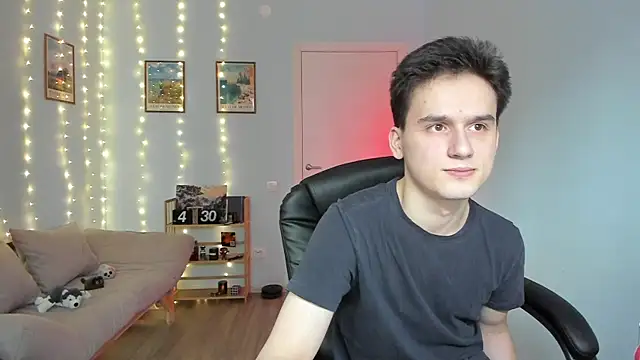 Snapshot of Scooby_k chatting on December 17, 2024, 11:28 am Scooby k online show from December 17, 2024, 11:28 am