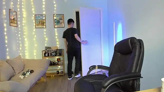 Snapshot of Scooby_k chatting on January 5, 2025, 8:22 am Scooby k online show from January 5, 2025, 8:22 am