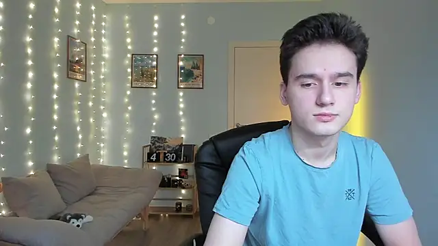 Snapshot of Scooby_k chatting on December 29, 2024, 8:22 am Scooby k online show from December 29, 2024, 8:22 am