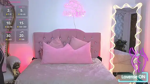 kittystart tay online show from October 4, 2025, 1:23 pm