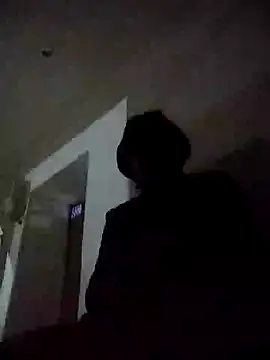 Snapshot of mllujjF chatting on December 27, 2024, 7:57 pm mllujjF online show from December 27, 2024, 7:57 pm