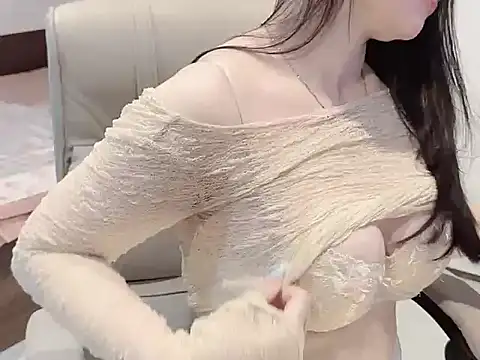 Eva-Public online show from October 1, 2025, 5:06 pm