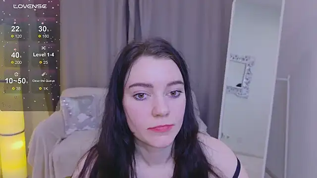 Lana  Cute  online show from March 5, 2025, 5:50 pm