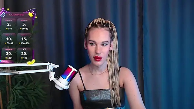 Cassie Bae online show from December 20, 2025, 7:44 am