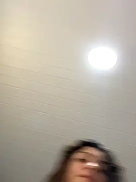 Nicollygriu online show from December 2, 2025, 1:13 pm