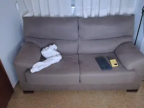 Snapshot of Geishastudios chatting on October 27, 2025, 9:27 pm Geishastudios online show from October 27, 2025, 9:27 pm