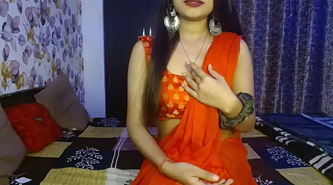 Snapshot of Baby_Zahira chatting on February 17, 2025, 5:12 pm Baby Zahira online show from February 17, 2025, 5:12 pm