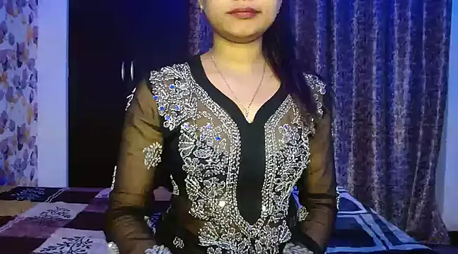 Snapshot of Baby_Zahira chatting on February 16, 2025, 10:00 pm Baby Zahira online show from February 16, 2025, 10:00 pm