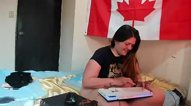 Snapshot of sexxxydaphne chatting on March 12, 2025, 5:17 pm sexxxydaphne online show from March 12, 2025, 5:17 pm