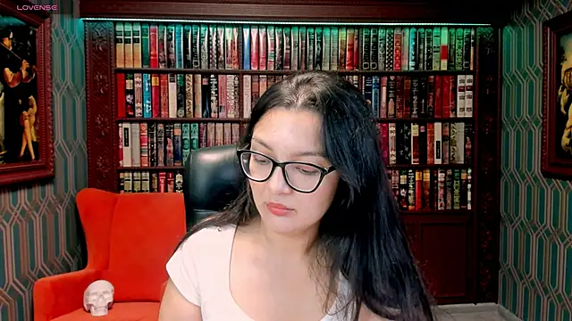 ZarifaBev online show from October 12, 2025, 4:41 pm