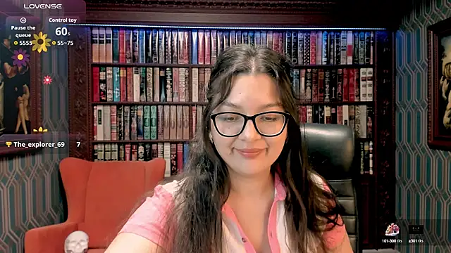 ZarifaBev online show from October 10, 2025, 2:56 am