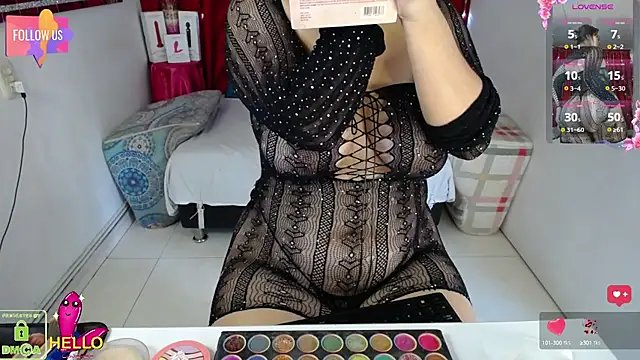 CassandraBaby  online show from September 23, 2025, 8:38 pm