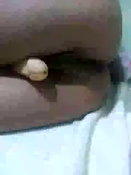 Snapshot of Alicesantos45 chatting on December 18, 2024, 10:02 pm Alicesantos45 online show from December 18, 2024, 10:02 pm