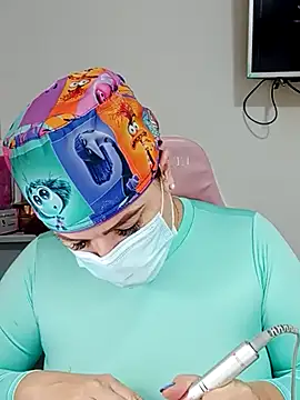 LucyanaSilva online show from November 11, 2025, 2:01 pm