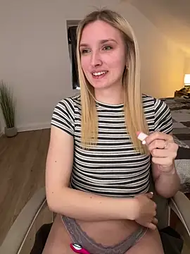 AnnyBelleX online show from April 5, 2026, 2:35 pm