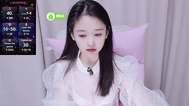 CN-Babycat online show from March 19, 2025, 2:16 am