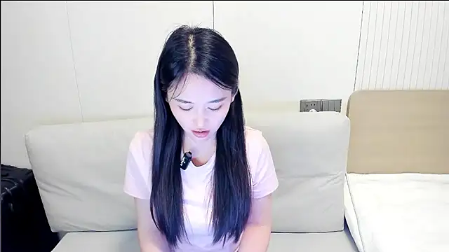 Snapshot of CN-Babycat chatting on September 19, 2025, 9:02 am CN-Babycat online show from September 19, 2025, 9:02 am