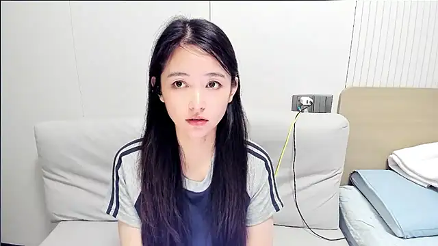 Snapshot of CN-Babycat chatting on September 30, 2025, 6:30 am CN-Babycat online show from September 30, 2025, 6:30 am