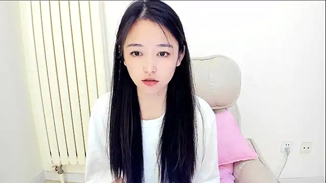 Snapshot of CN-Babycat chatting on October 10, 2025, 1:28 am CN-Babycat online show from October 10, 2025, 1:28 am