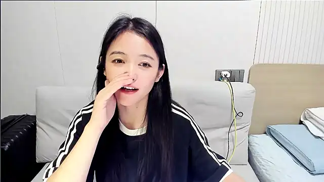 Snapshot of CN-Babycat chatting on September 29, 2025, 6:09 am CN-Babycat online show from September 29, 2025, 6:09 am