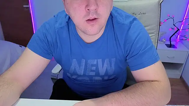 Snapshot of JasonJacks chatting on October 28, 2025, 4:35 am JasonJacks online show from October 28, 2025, 4:35 am