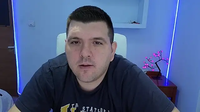 Snapshot of JasonJacks chatting on September 18, 2025, 4:15 am JasonJacks online show from September 18, 2025, 4:15 am