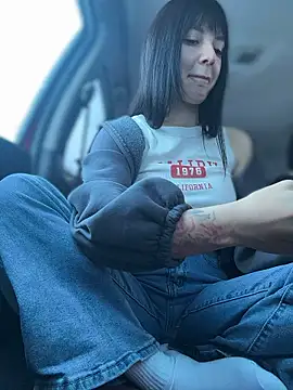 JulliaVegas online show from January 8, 2026, 3:12 am