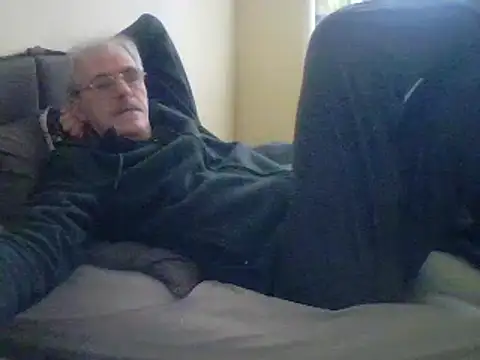 Snapshot of farock chatting on March 3, 2025, 6:20 am farock online show from March 3, 2025, 6:20 am