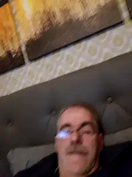 Snapshot of farock chatting on January 1, 2025, 2:31 pm farock online show from January 1, 2025, 2:31 pm