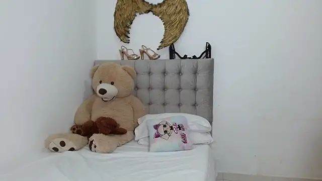 Snapshot of Sexy_Lia_ chatting on September 19, 2025, 1:31 am Sexy Lia  online show from September 19, 2025, 1:31 am