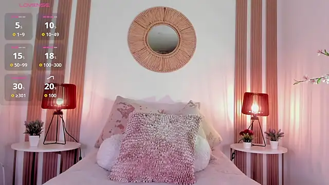 Snapshot of bella_arias chatting on October 22, 2025, 7:57 pm bella arias online show from October 22, 2025, 7:57 pm