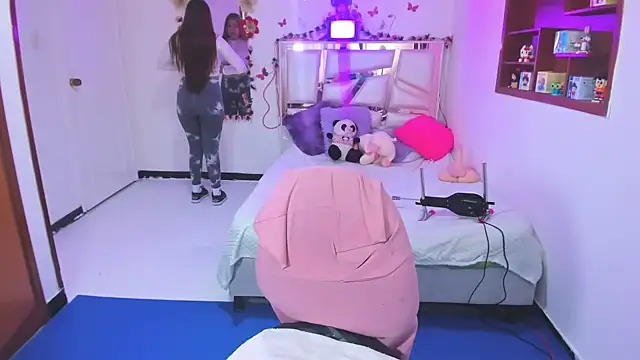 perlabeautiful online show from November 14, 2025, 1:31 am