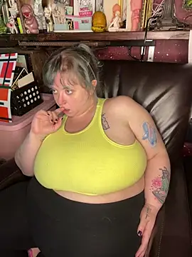 SleazeLouize online show from February 13, 2025, 4:54 am