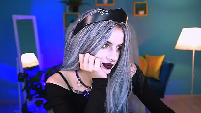 Snapshot of JadeCastle_ chatting on October 26, 2025, 5:57 pm JadeCastle online show from October 26, 2025, 5:57 pm