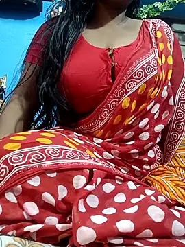 Hot-Manshi2 online show from December 17, 2025, 7:08 pm