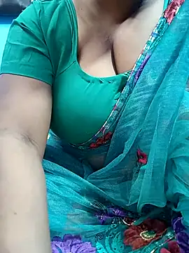 Snapshot of Hot-Manshi2 chatting on October 15, 2025, 6:27 pm Hot-Manshi2 online show from October 15, 2025, 6:27 pm