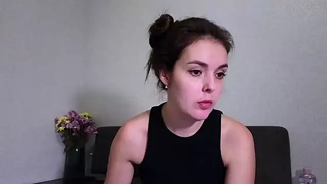Lissabel online show from September 15, 2025, 6:08 pm