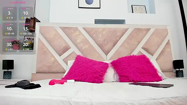 hotmature1 online show from February 25, 2026, 12:27 pm