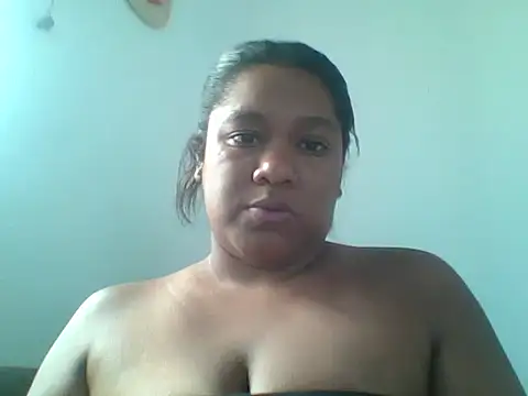 Snapshot of marrie1998 chatting on September 17, 2025, 4:53 pm marrie1998 online show from September 17, 2025, 4:53 pm