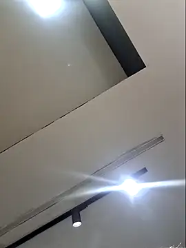 Snapshot of Leinad27 chatting on March 2, 2026, 9:33 pm Leinad27 online show from March 2, 2026, 9:33 pm