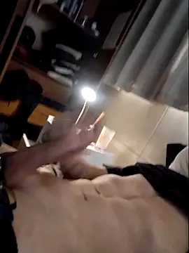 Snapshot of Leinad27 chatting on November 19, 2025, 4:07 pm Leinad27 online show from November 19, 2025, 4:07 pm