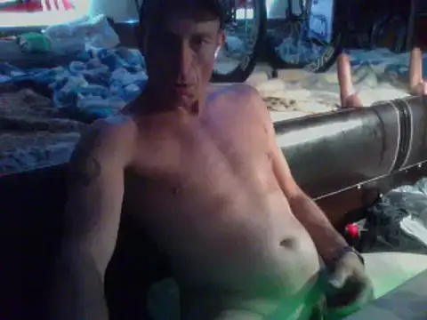 Snapshot of kinkycdslutsv chatting on December 26, 2024, 4:36 pm kinkycdslutsv online show from December 26, 2024, 4:36 pm