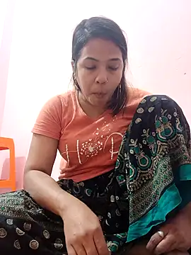 Hot-shot99 online show from February 6, 2025, 10:53 pm