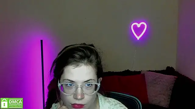 Alicia redfollow online show from February 25, 2025, 3:31 pm