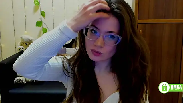 Alicia redfollow online show from March 3, 2025, 3:54 pm