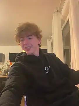 Snapshot of Bulmasexy chatting on February 15, 2025, 11:36 pm Bulmasexy online show from February 15, 2025, 11:36 pm